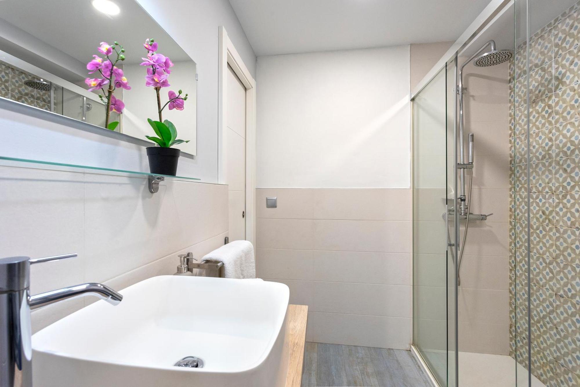 Coqueto Apartamento Junto A Calle Larios By Rent Me Málaga Eksteriør bilde